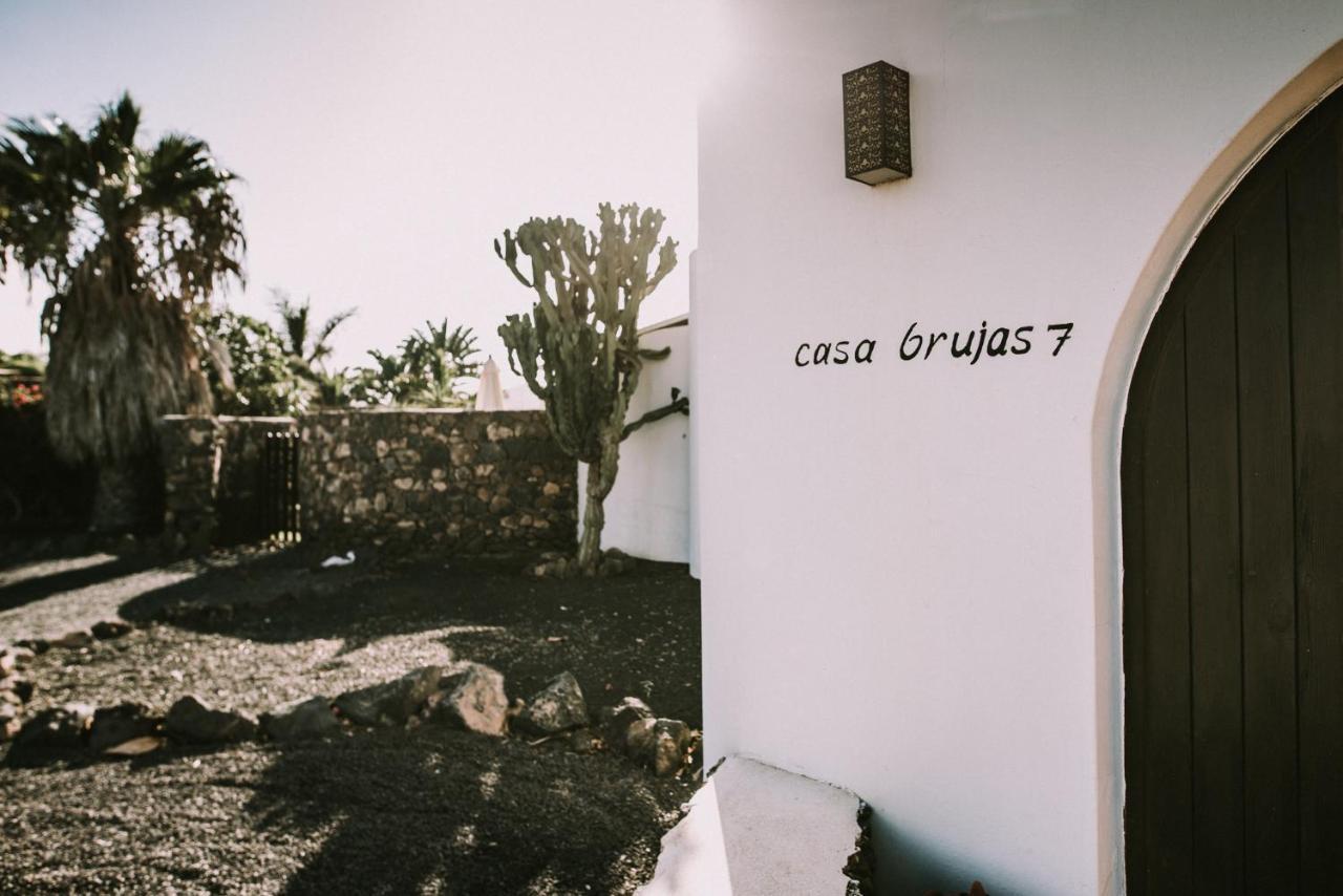 Casa Brujas Lajares Villa ภายนอก รูปภาพ